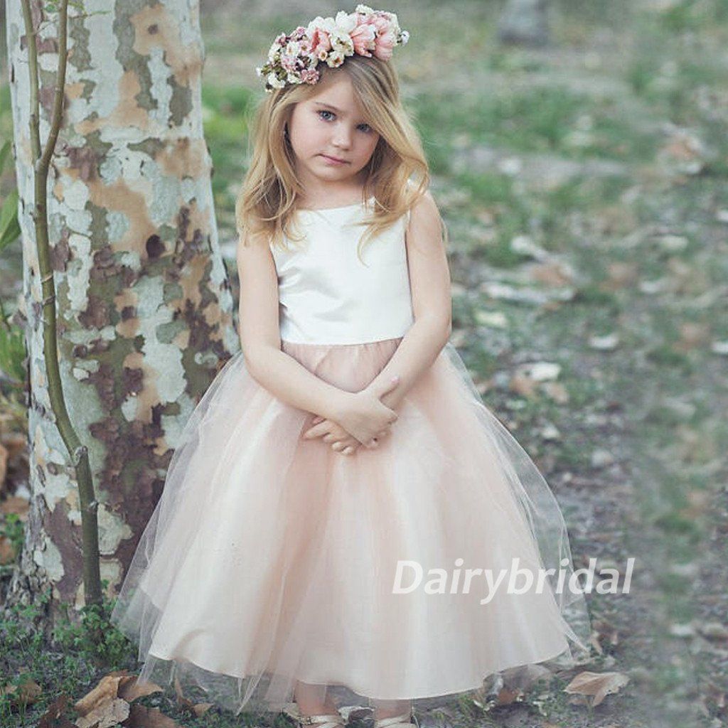  CUTEST Flower Girl Dresses That Really Inspire