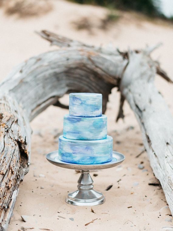 Watercolor Wedding Cakes To Blow Your Mind Away