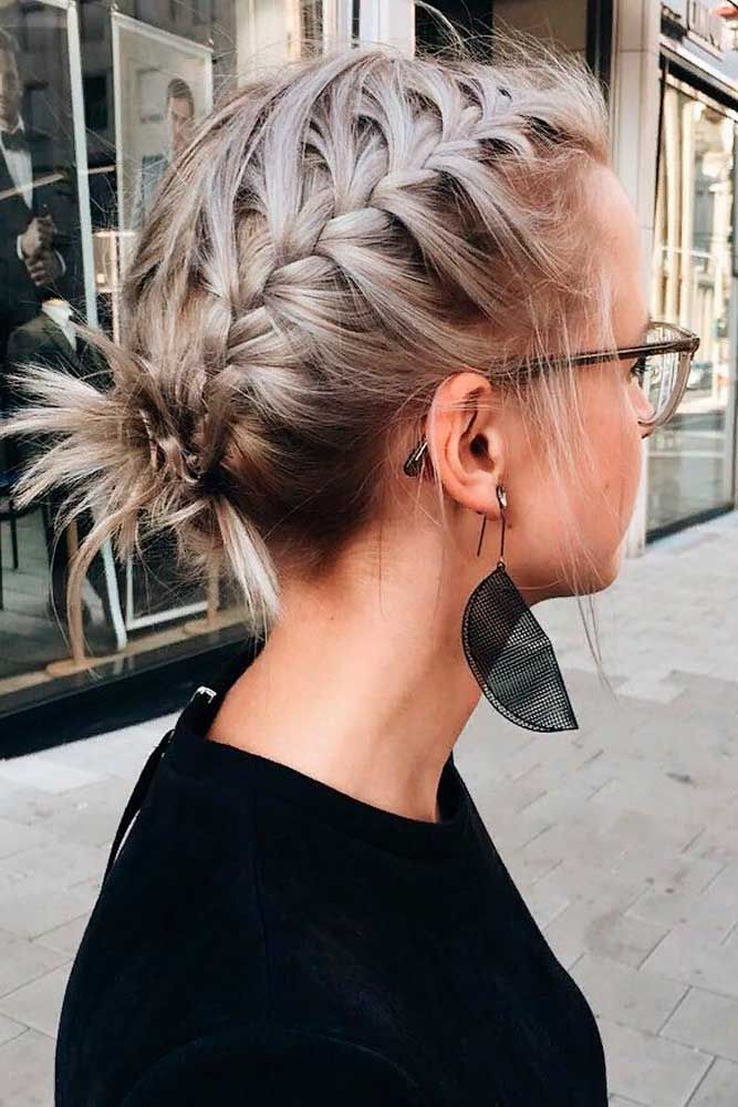 Shoulder-Length Hairstyles to Try Right Now